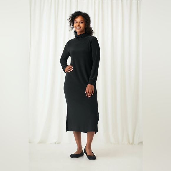 Sympli Turtleneck Gathered Sleeve Dress - Style 28116-3 Black Size 8 - Picture 3 of 5